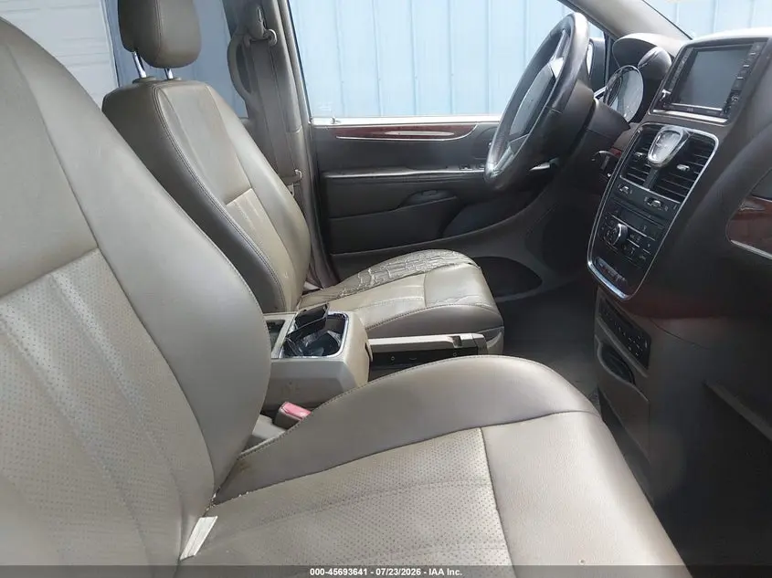 2013 CHRYSLER TOWN & COUNTRY TOURING-L