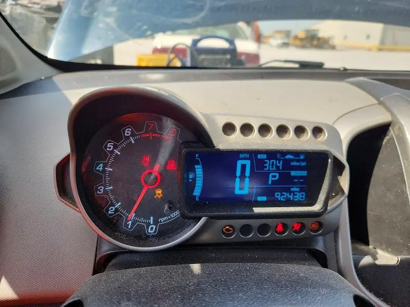 2015 CHEVROLET SONIC LT  