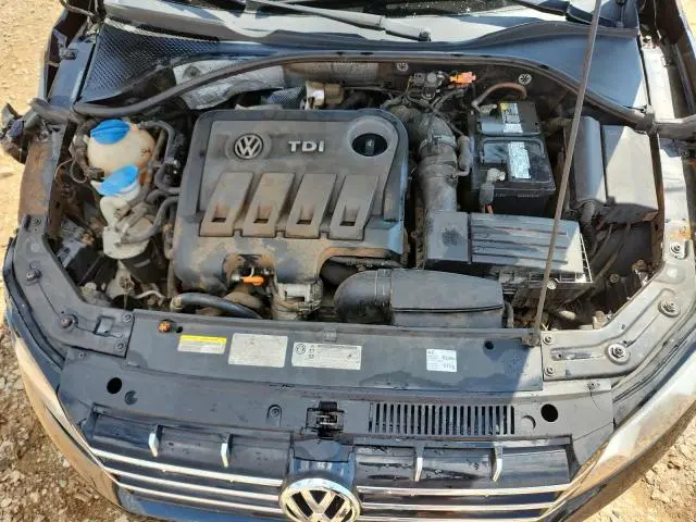 2013 VOLKSWAGEN PASSAT SEL  