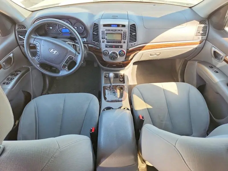 2010 HYUNDAI SANTA FE GLS  