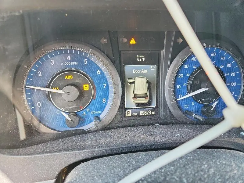 2017 TOYOTA SIENNA XLE PREMIUM 7-PASSENGER  