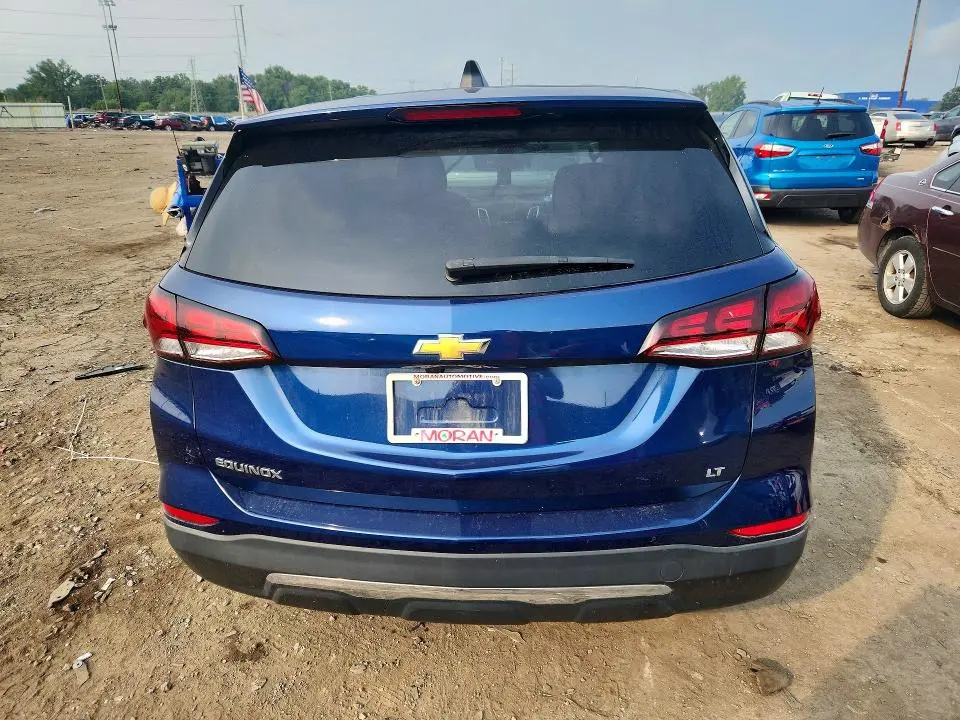 2022 CHEVROLET EQUINOX LT  
