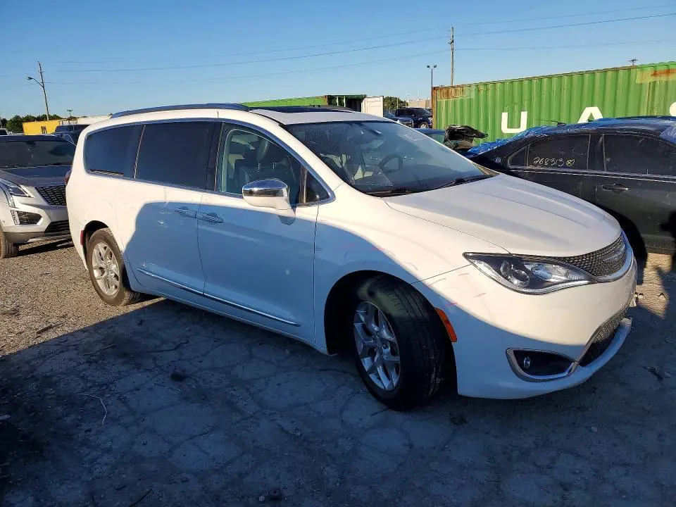 2018 CHRYSLER PACIFICA LIMITED  