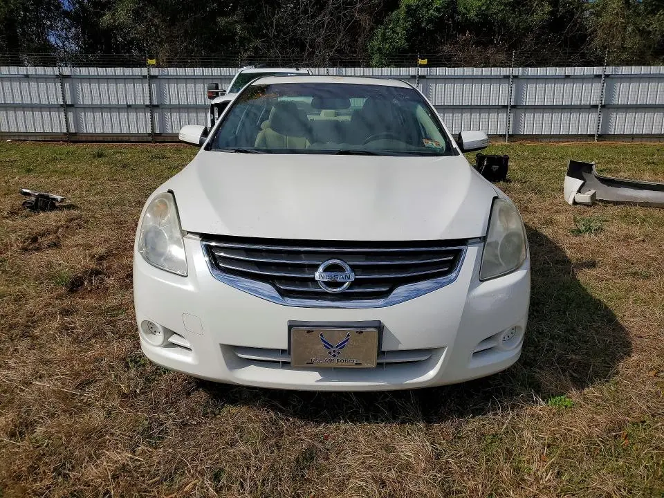 2011 NISSAN ALTIMA BASE  