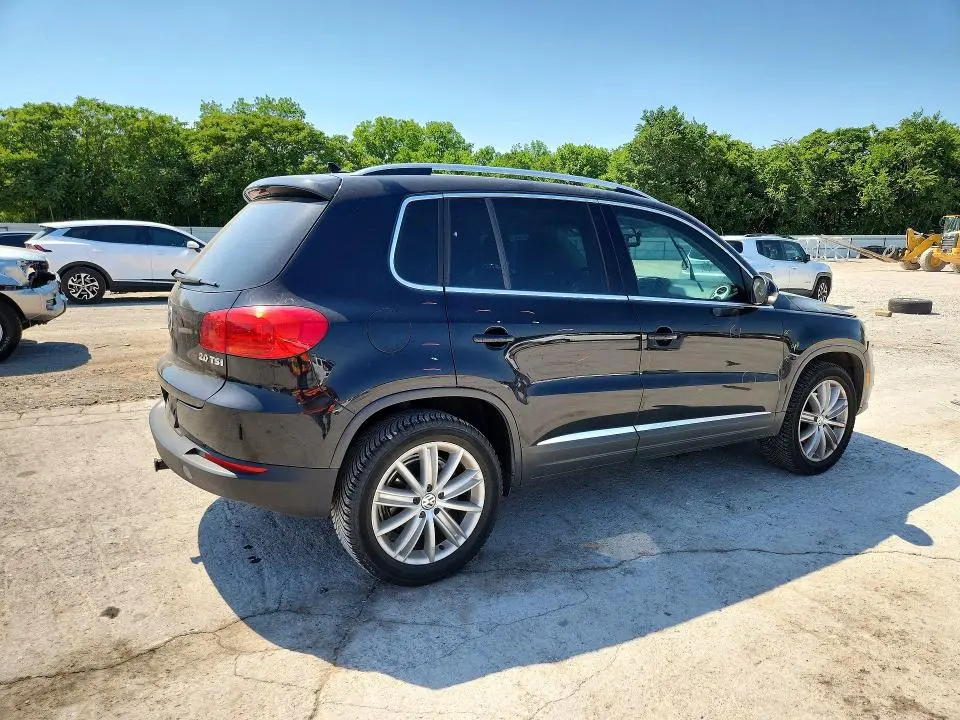 2013 VOLKSWAGEN TIGUAN S  