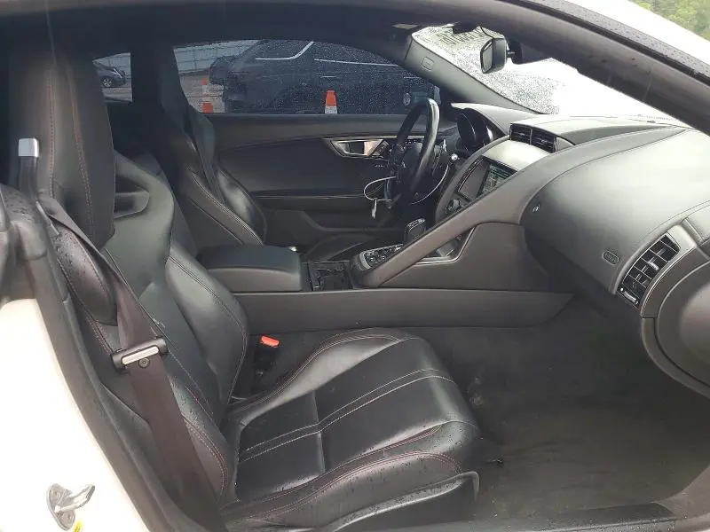 2016 JAGUAR F-TYPE   