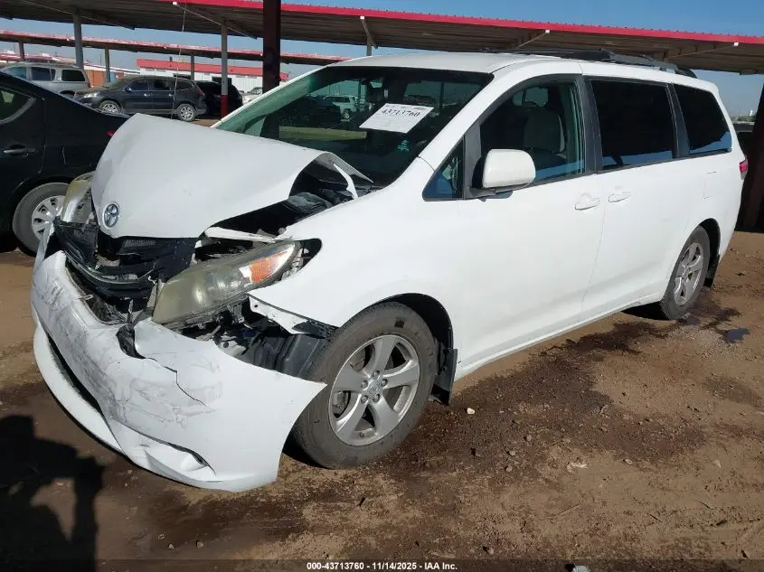 2013 TOYOTA SIENNA LE V6 8 PASSENGER