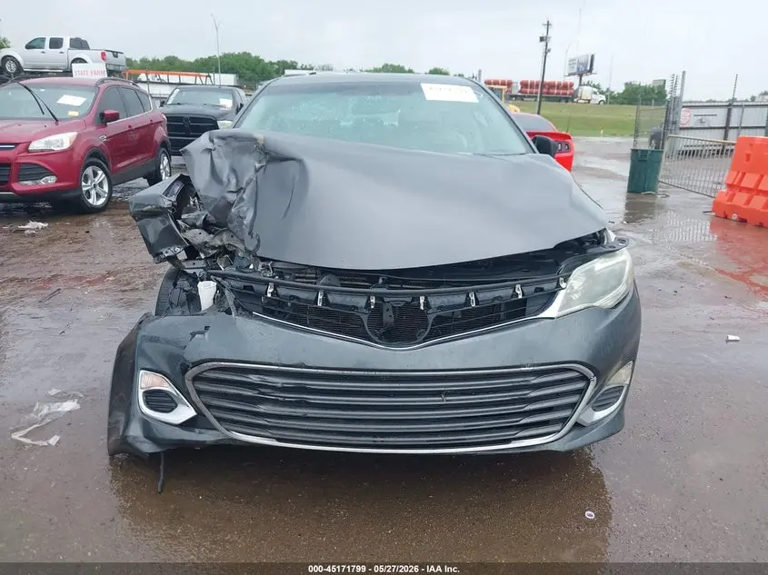 2015 TOYOTA AVALON XLE