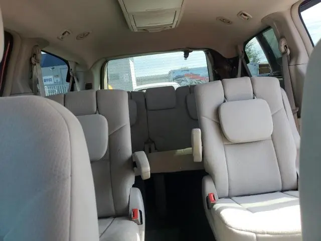 2011 CHRYSLER TOWN & COUNTRY TOURING  