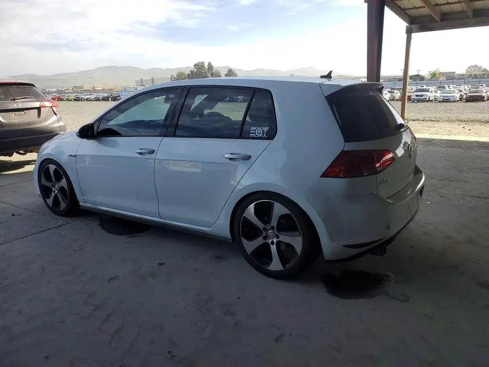 2015 VOLKSWAGEN GTI   