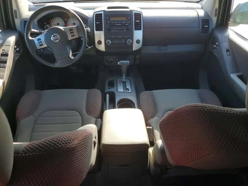 2011 NISSAN FRONTIER S  