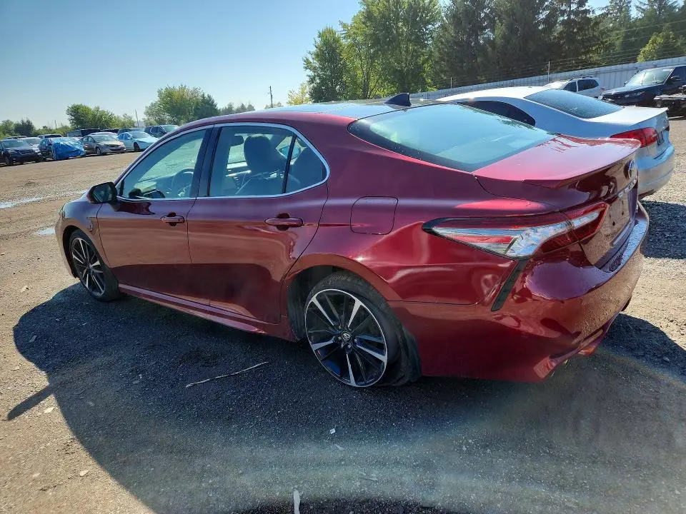 2018 TOYOTA CAMRY XSE  