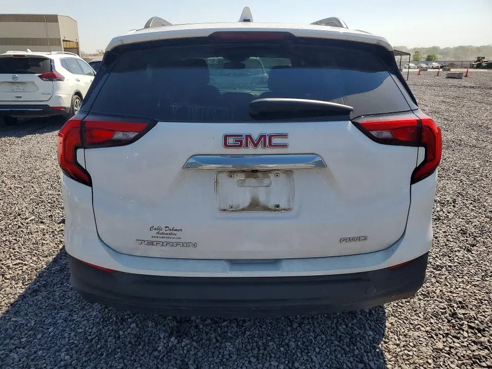 2021 GMC TERRAIN SLE  