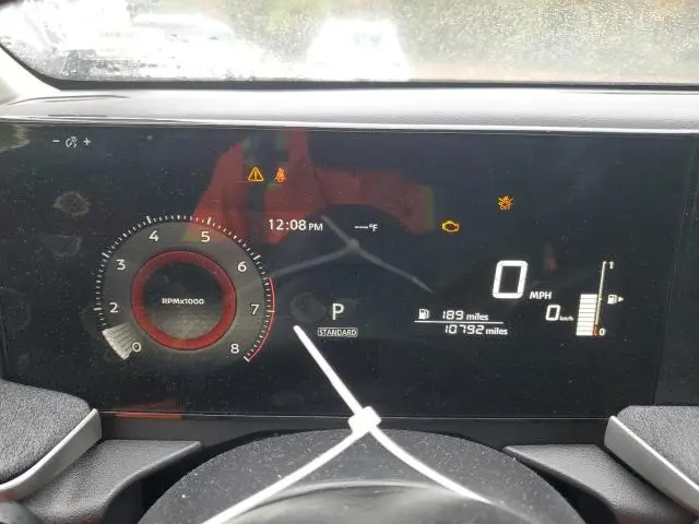 2025 NISSAN KICKS SV  