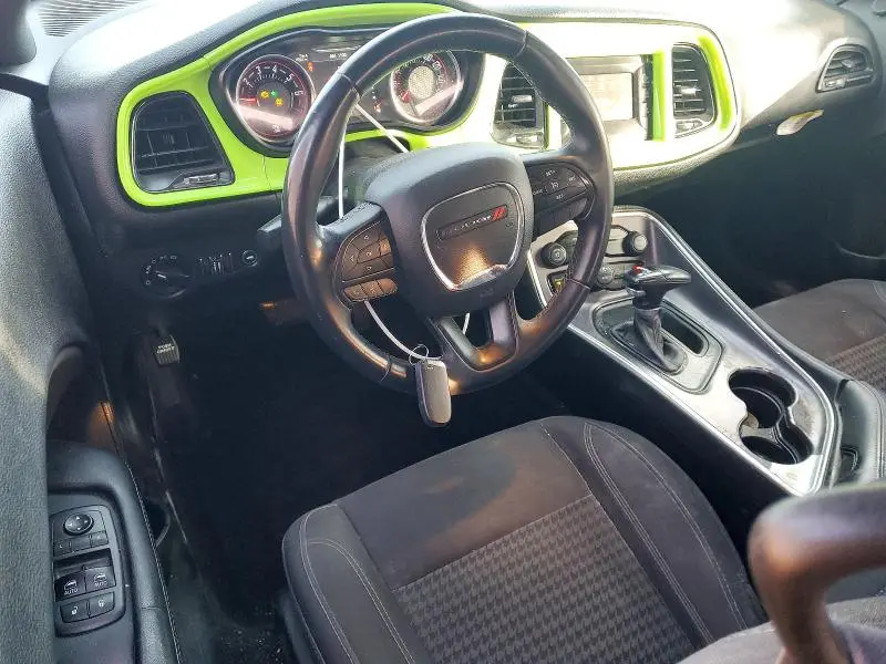 2016 DODGE CHALLENGER SXT  