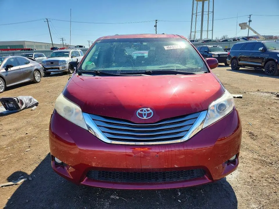 2011 TOYOTA SIENNA XLE 8-PASSENGER  