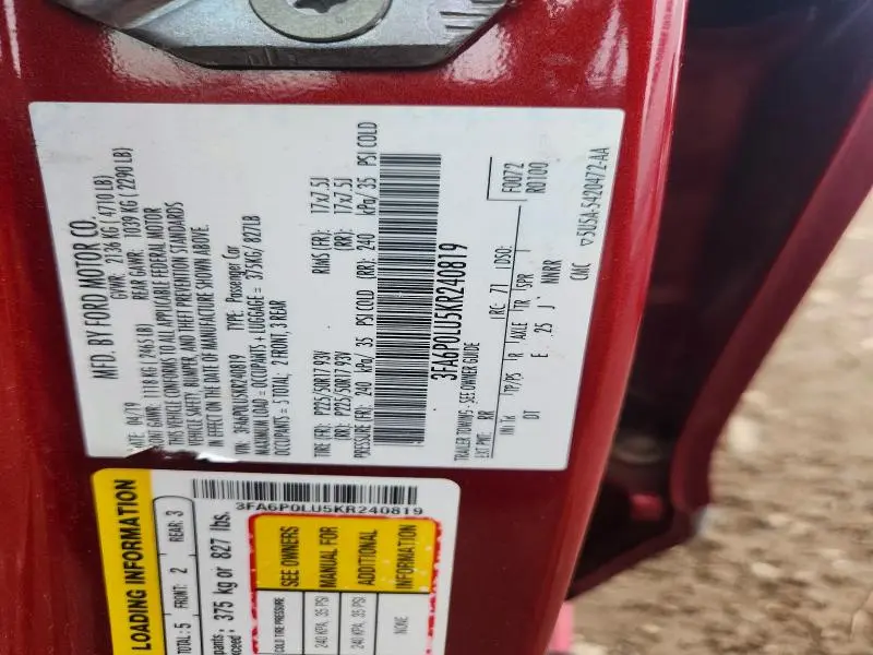 2019 FORD FUSION SE  