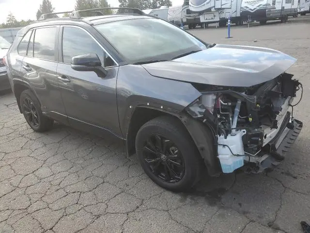 2022 TOYOTA RAV4 XSE