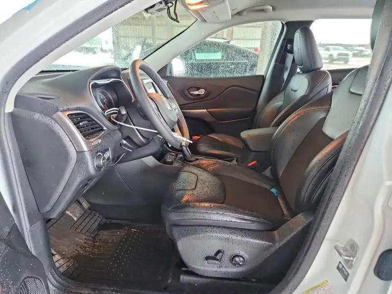 2021 JEEP CHEROKEE LATITUDE PLUS  