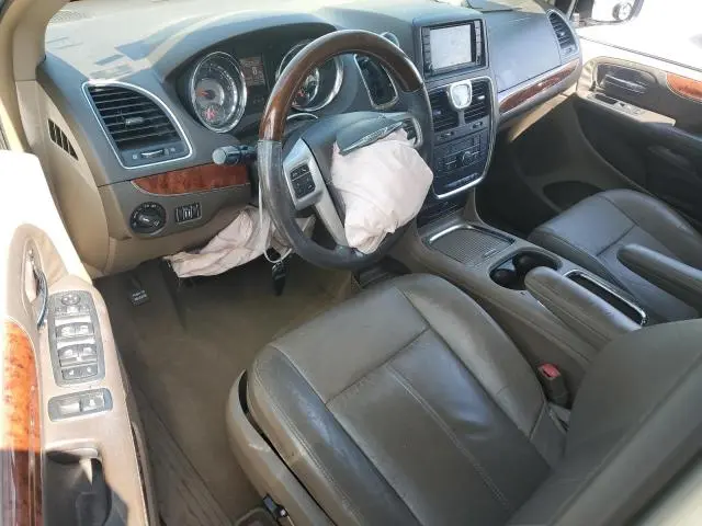 2016 CHRYSLER TOWN & COUNTRY LIMITED PLATINUM