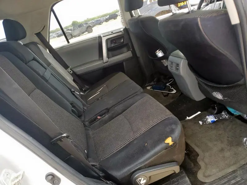 2012 TOYOTA 4RUNNER SR5  