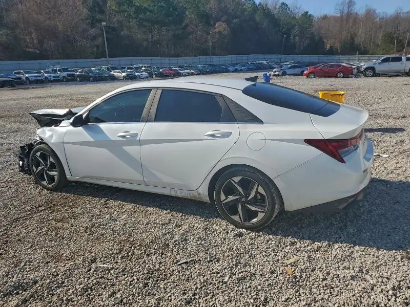 2021 HYUNDAI ELANTRA SEL  