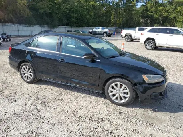 2013 VOLKSWAGEN JETTA SE  