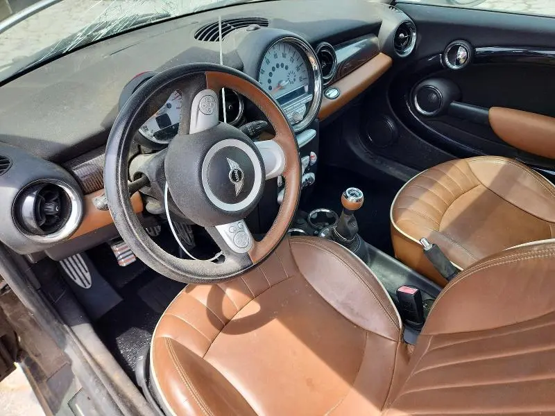 2010 MINI COOPER S  