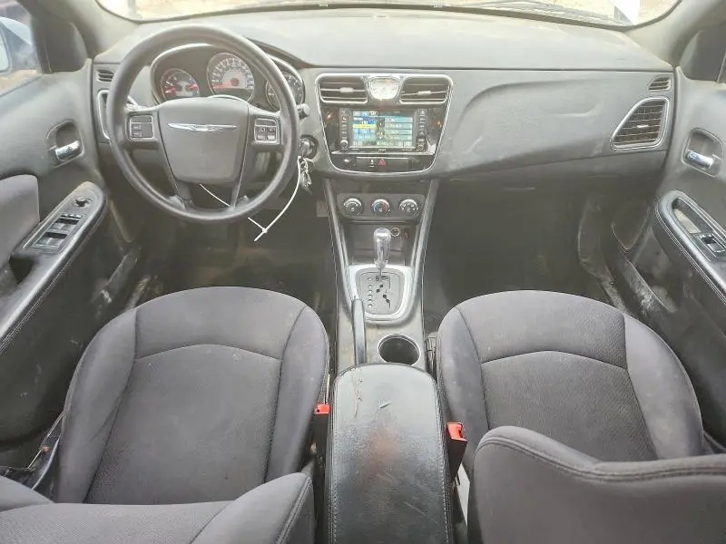 2012 CHRYSLER 200 LX  