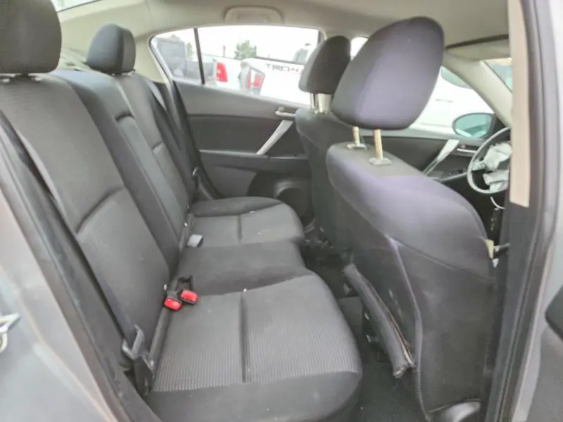 2013 MAZDA 3 I  