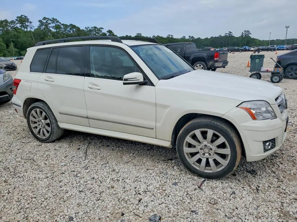2011 MERCEDES-BENZ GLK 350  