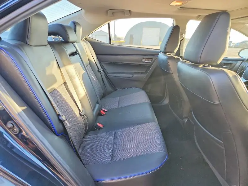 2019 TOYOTA COROLLA SE  
