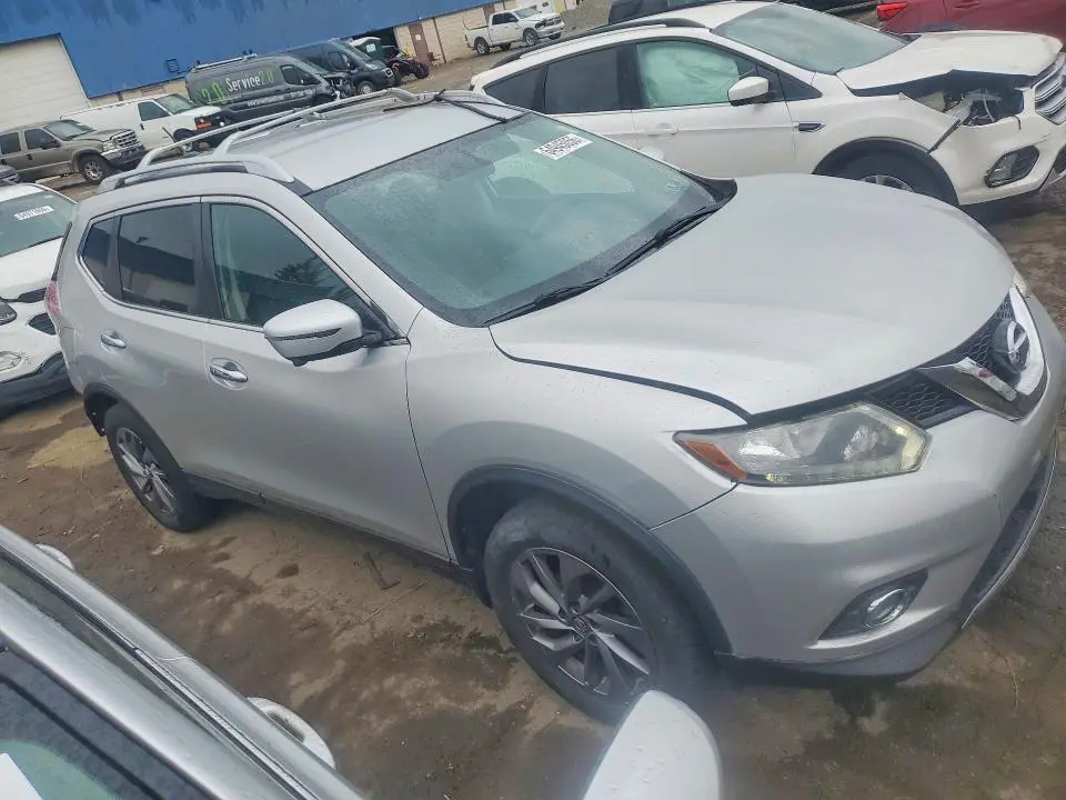 2016 NISSAN ROGUE SL  