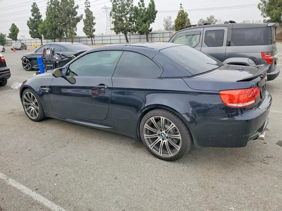 2010 BMW M3   