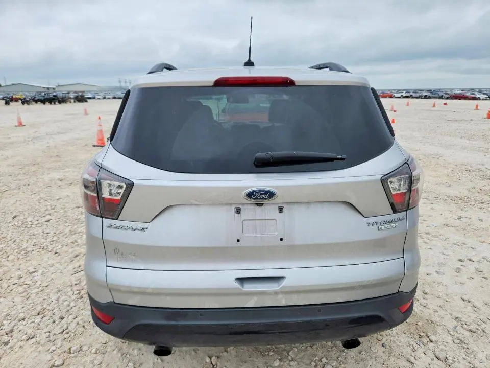 2017 FORD ESCAPE TITANIUM  