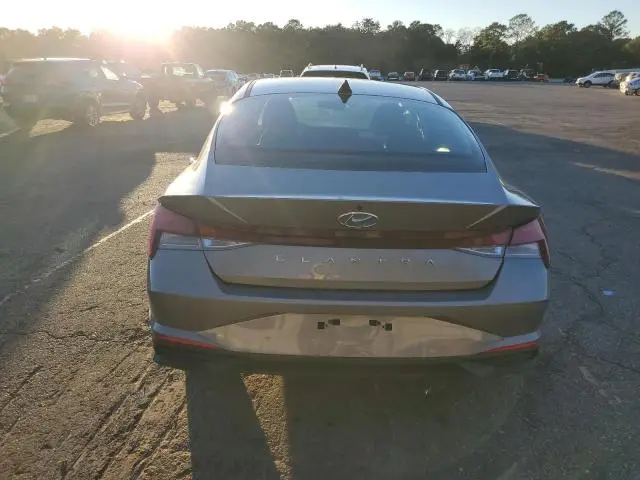 2021 HYUNDAI ELANTRA SE  
