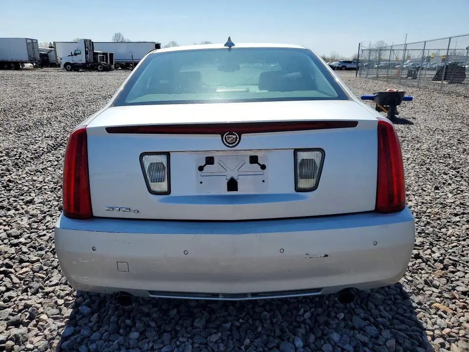 2010 CADILLAC STS   