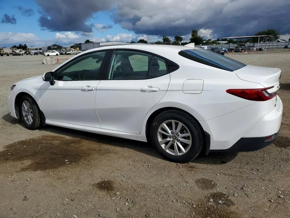 2025 TOYOTA CAMRY LE  