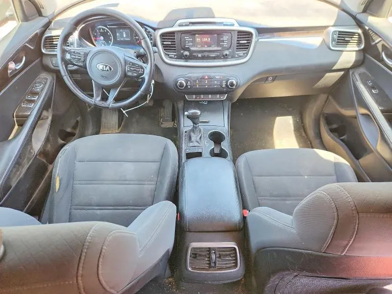 2016 KIA SORENTO   