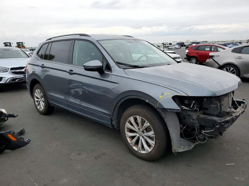 2018 VOLKSWAGEN TIGUAN S  