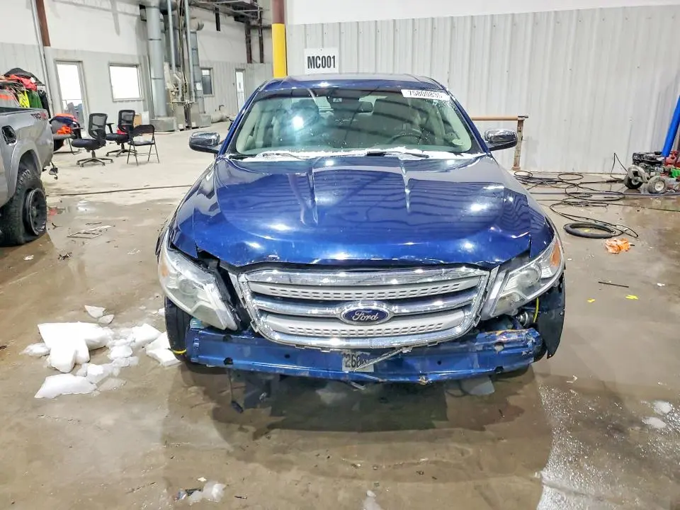 2012 FORD TAURUS LIMITED  