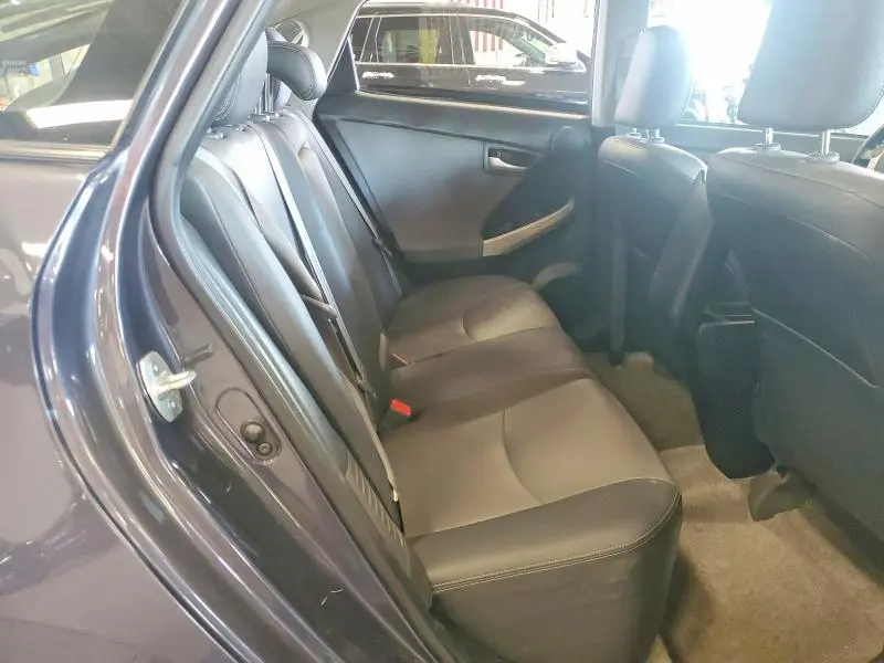 2015 TOYOTA PRIUS FIVE  