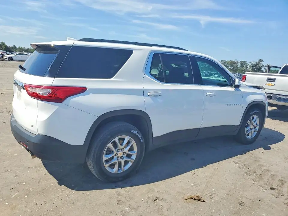 2021 CHEVROLET TRAVERSE LT  