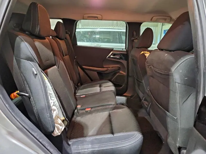 2022 MITSUBISHI OUTLANDER ES  