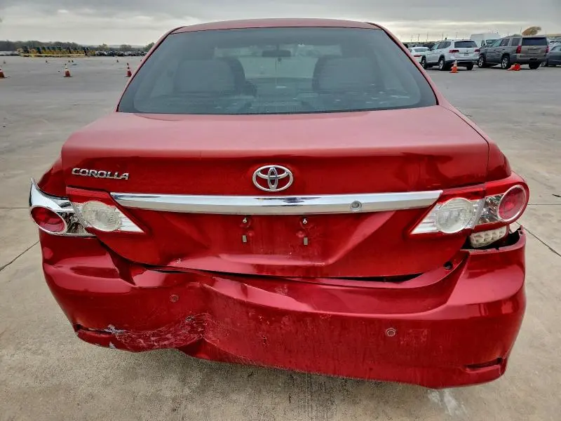 2013 TOYOTA COROLLA BASE  