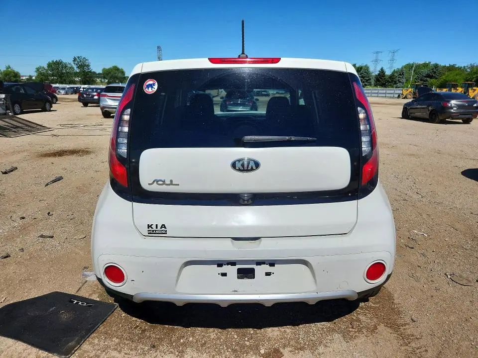 2017 KIA SOUL +  