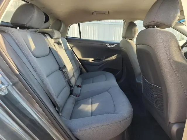 2021 HYUNDAI IONIQ SE  