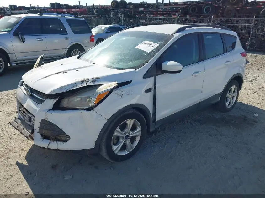 2015 FORD ESCAPE SE