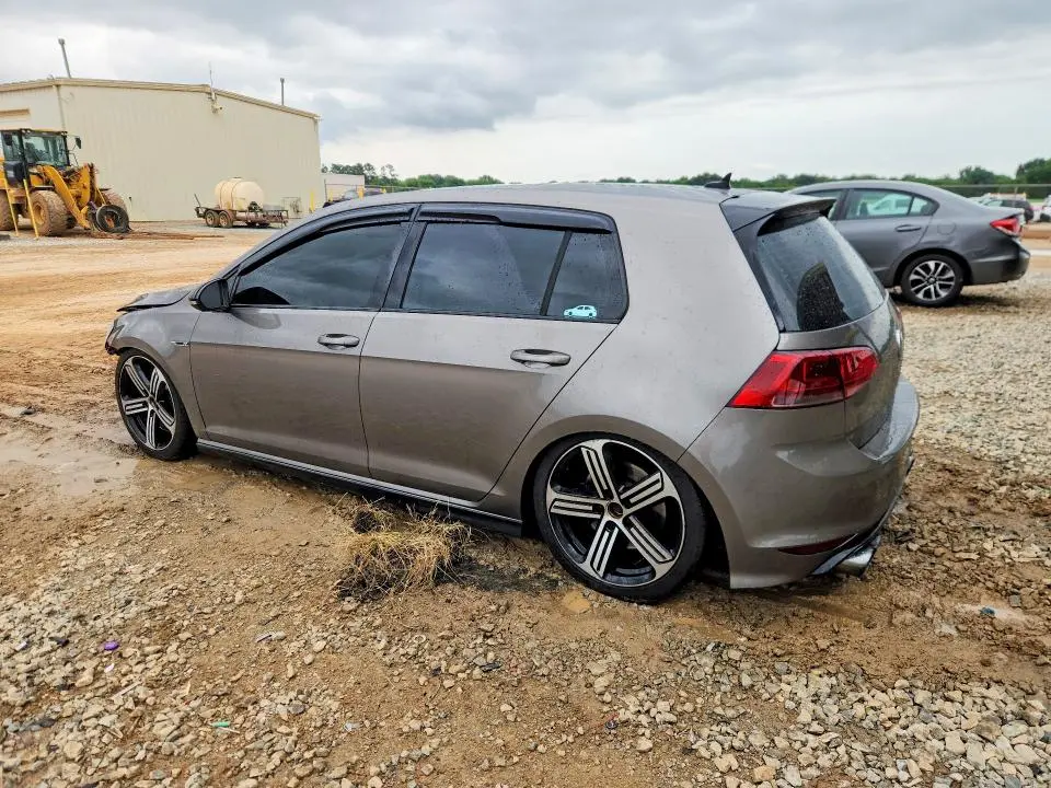 2016 VOLKSWAGEN GOLF R   