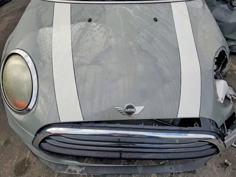 2016 MINI COOPER   